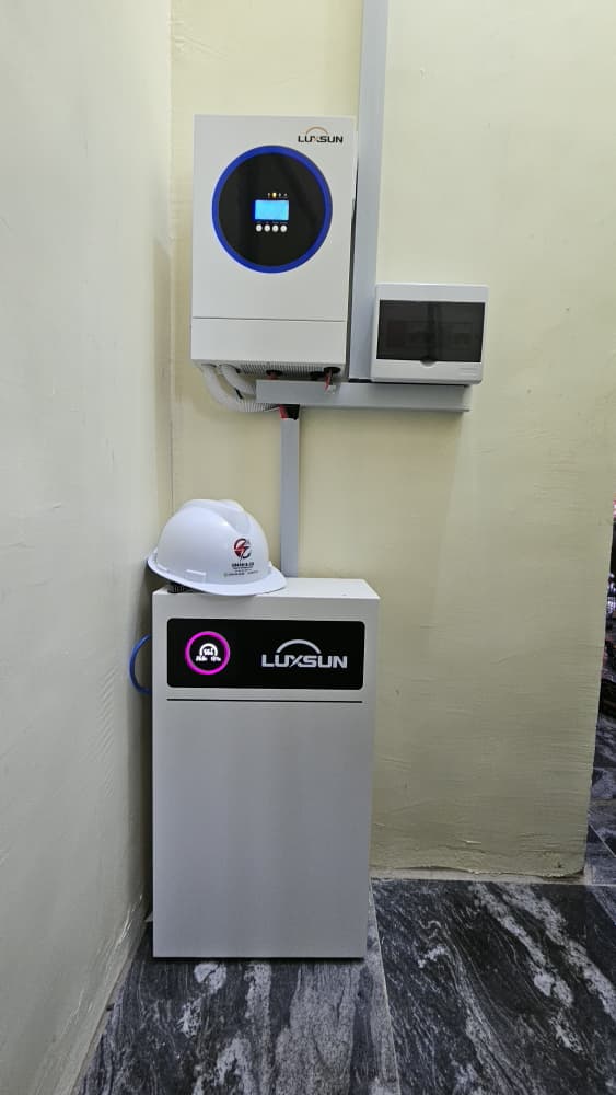 LUXSUN inverter and battery installation